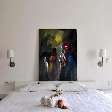 Dimitra アパート アイージャリ