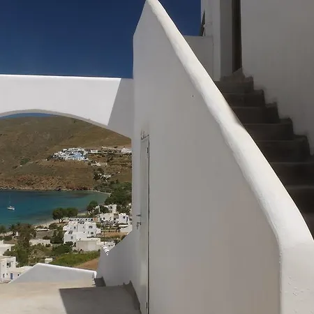 Dimitra アパート アイージャリ